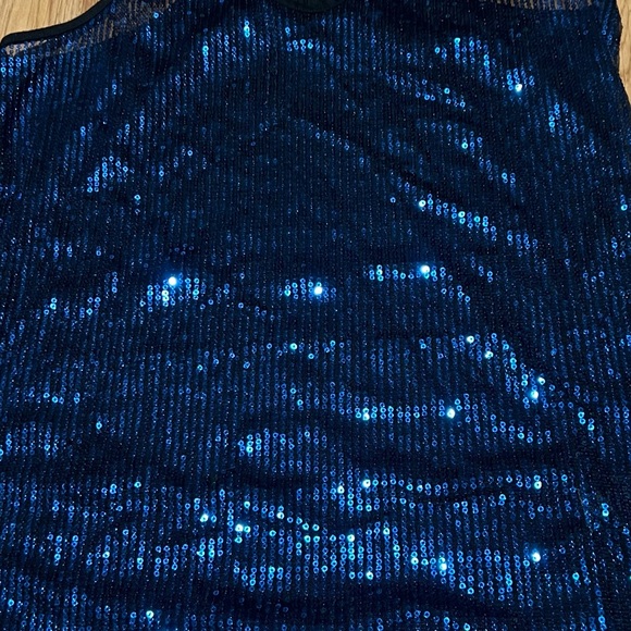 FOREVER 21 Woman’s sleeveless Racerback Blue sequins tan top - Picture 5 of 6